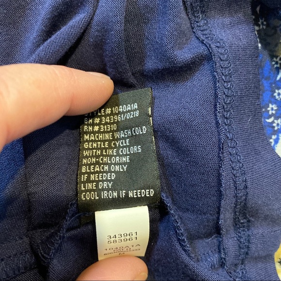 IZ Byer Sleeveless Handkerchief Top - Picture 8 of 8